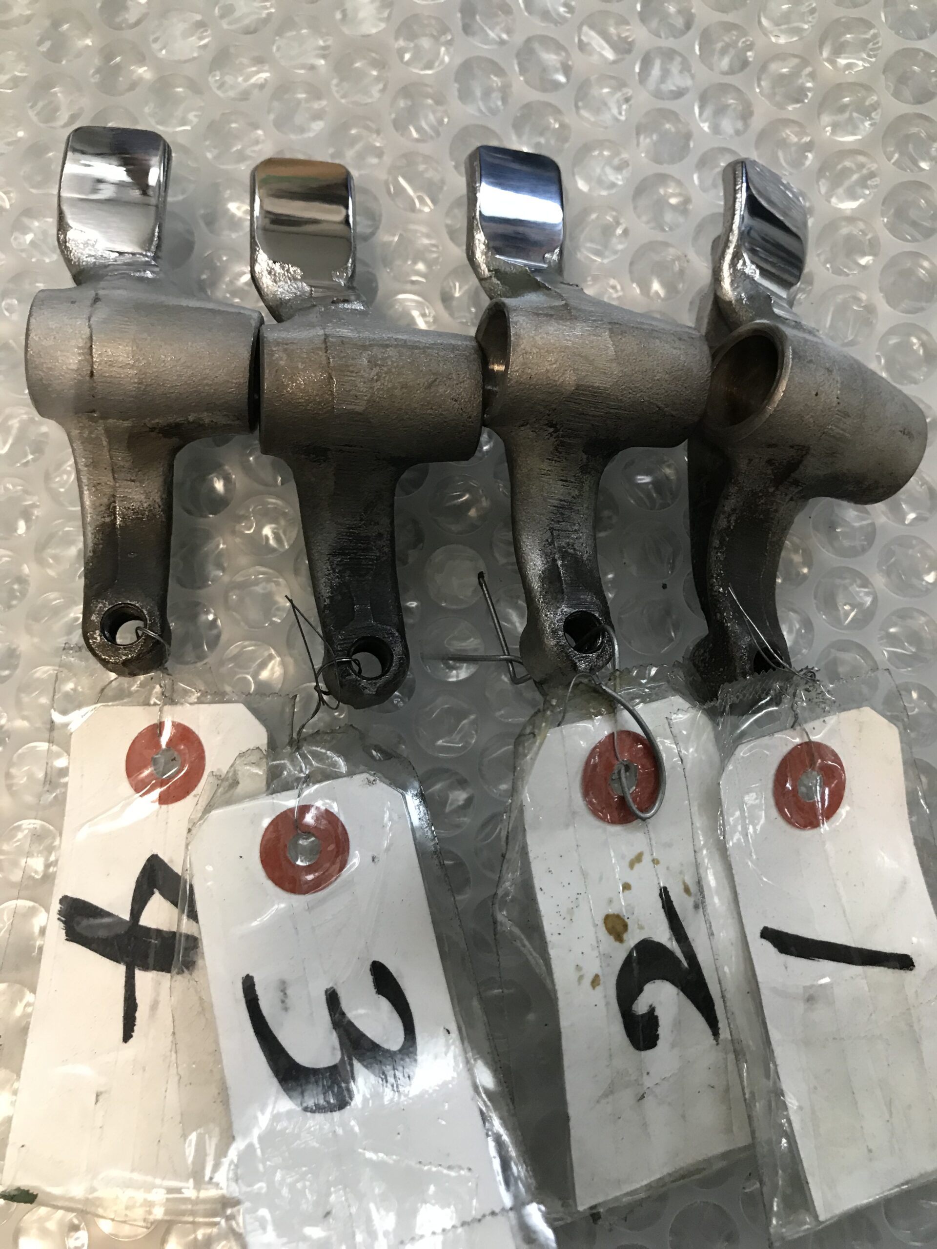 HONDA CB72 ロッカーアーム 再生メッキ HONDA CB72 ロッカーアーム 再生メッキ