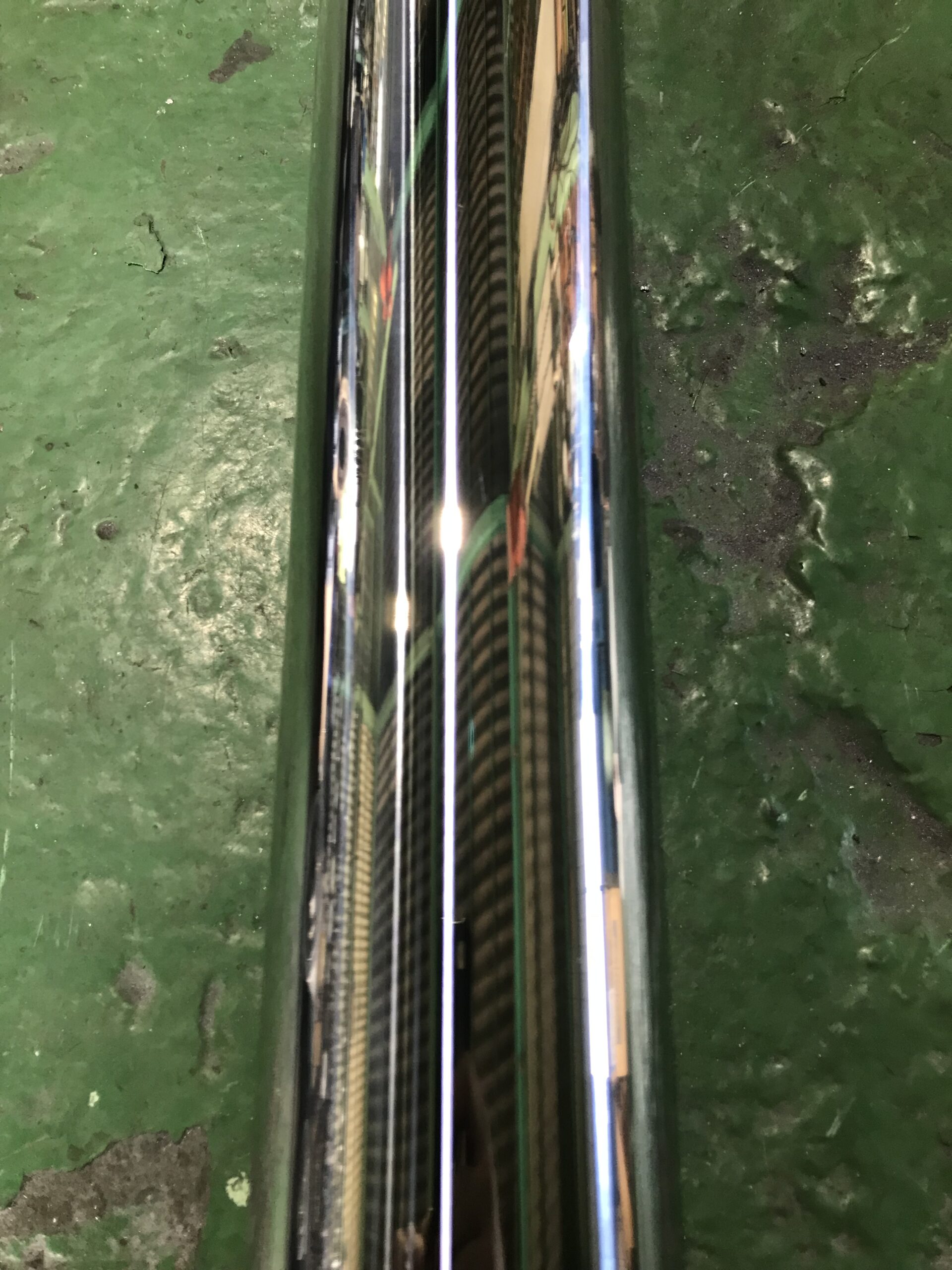 コベルコ　SK200 油圧シリンダーロッド