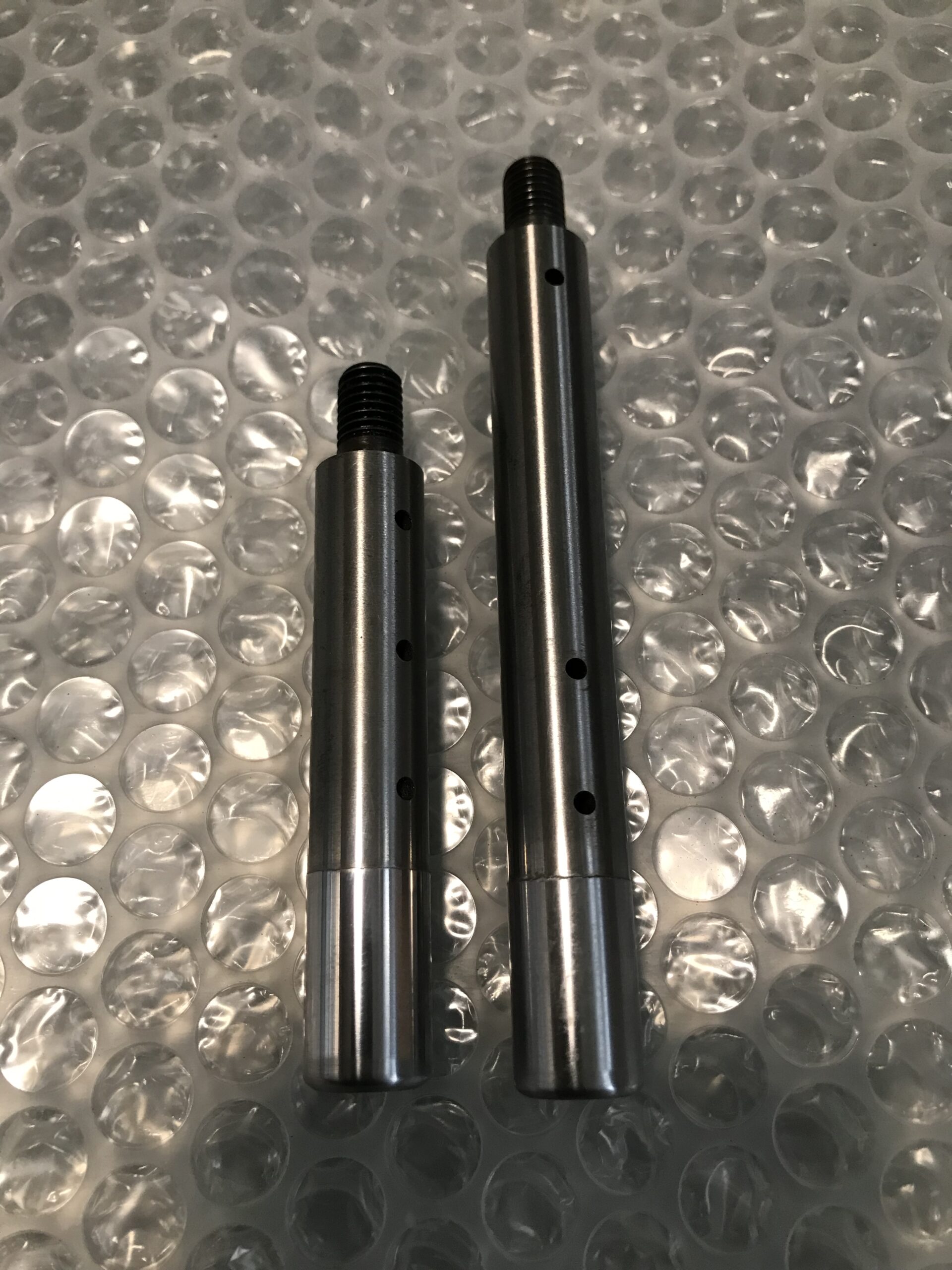 オートバイ　内燃機関部品　シャフト