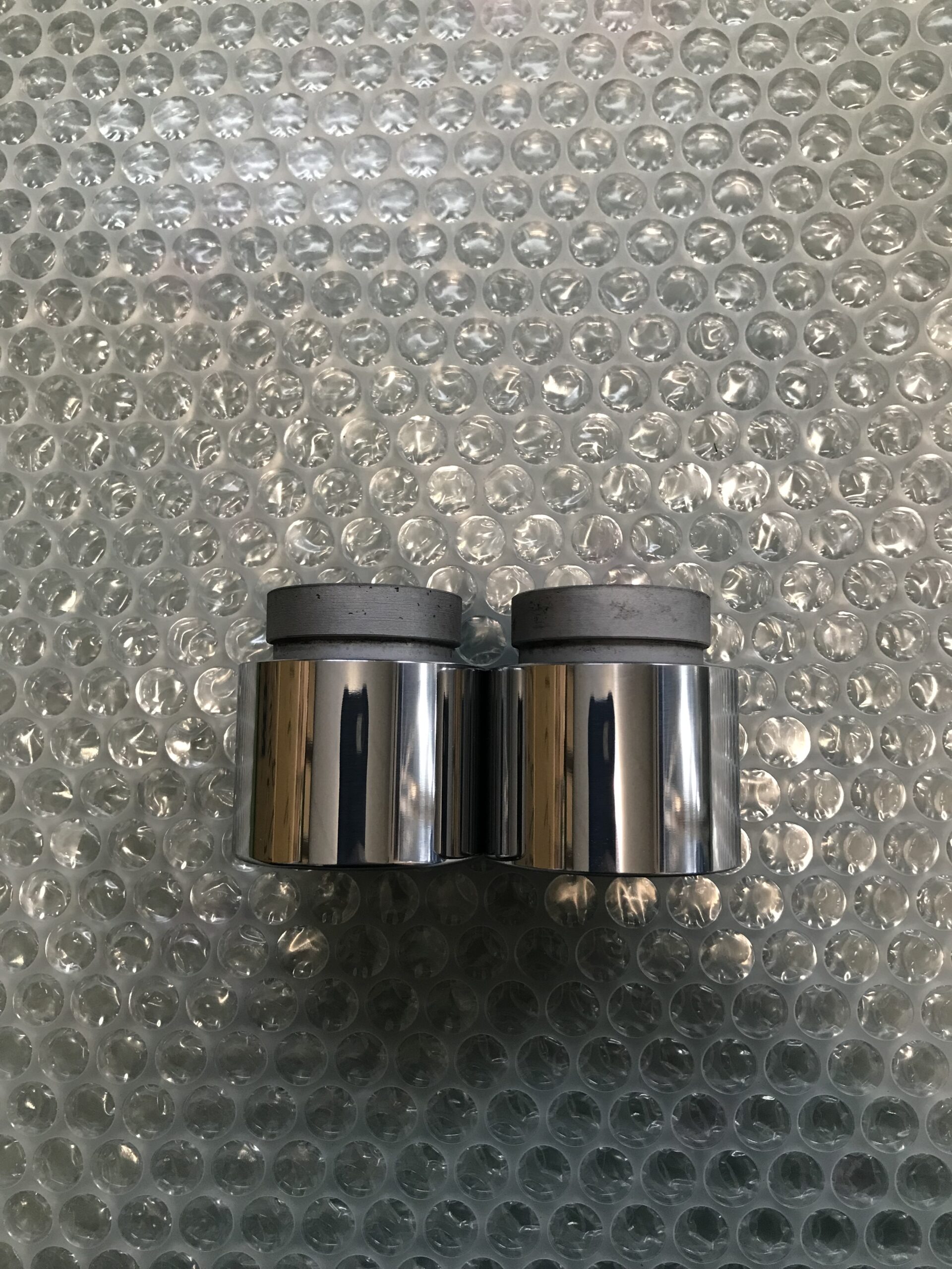 GX61 クレスタ　ブレーキキャリパーピストン