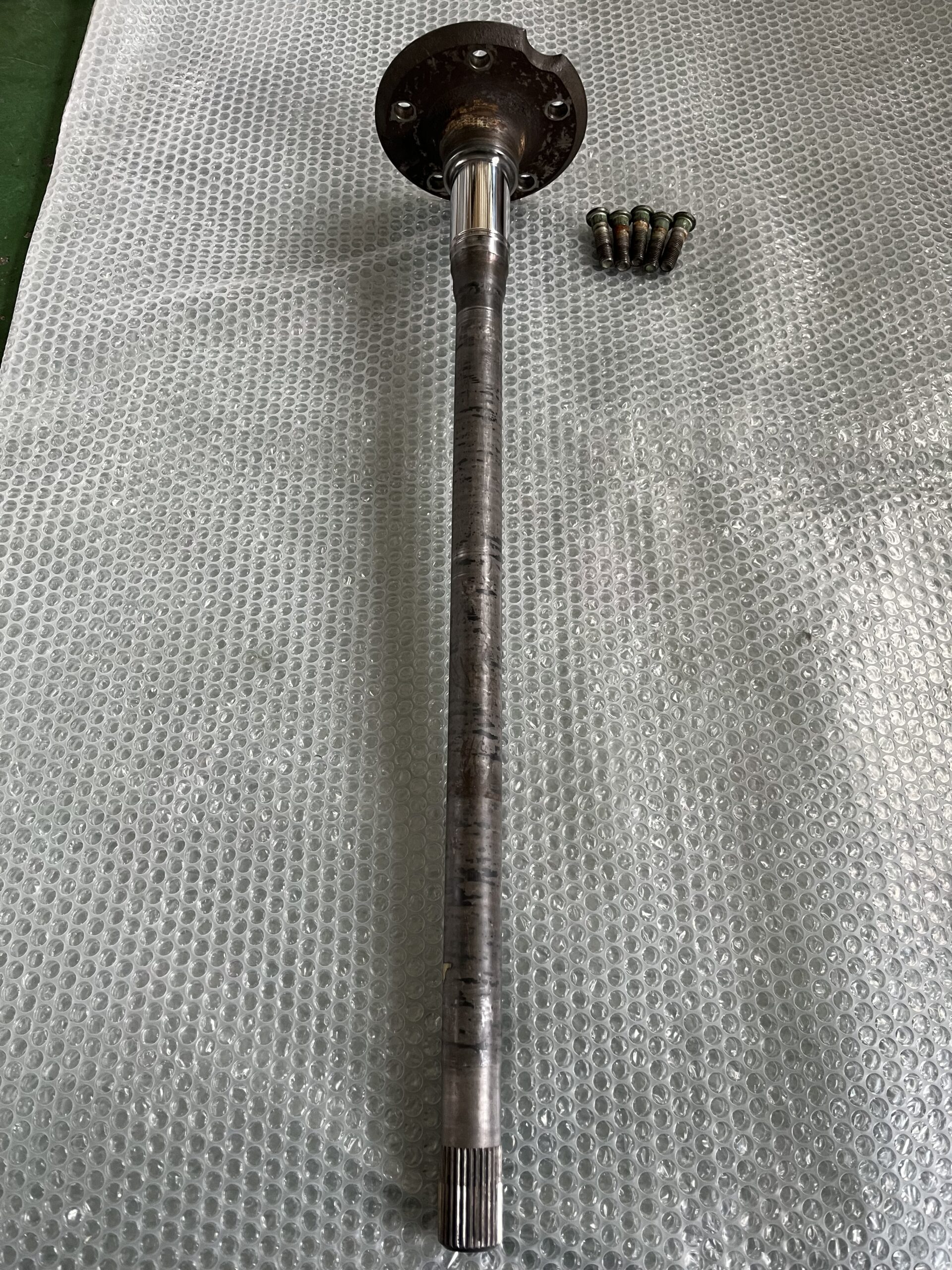 アクスルシャフト